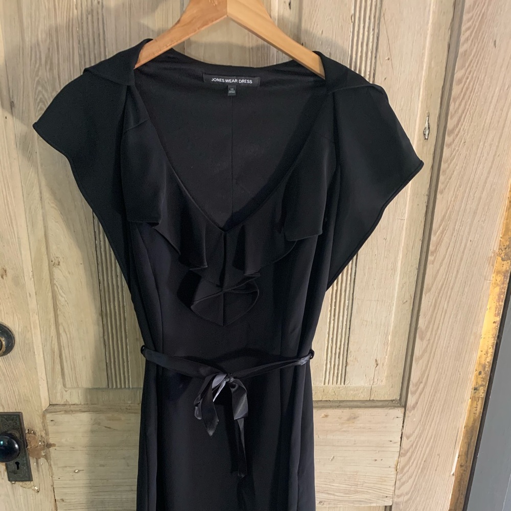 Simple black dress!